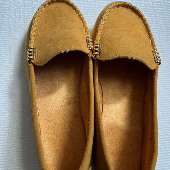 They have been worn once - Picture 4 of 5